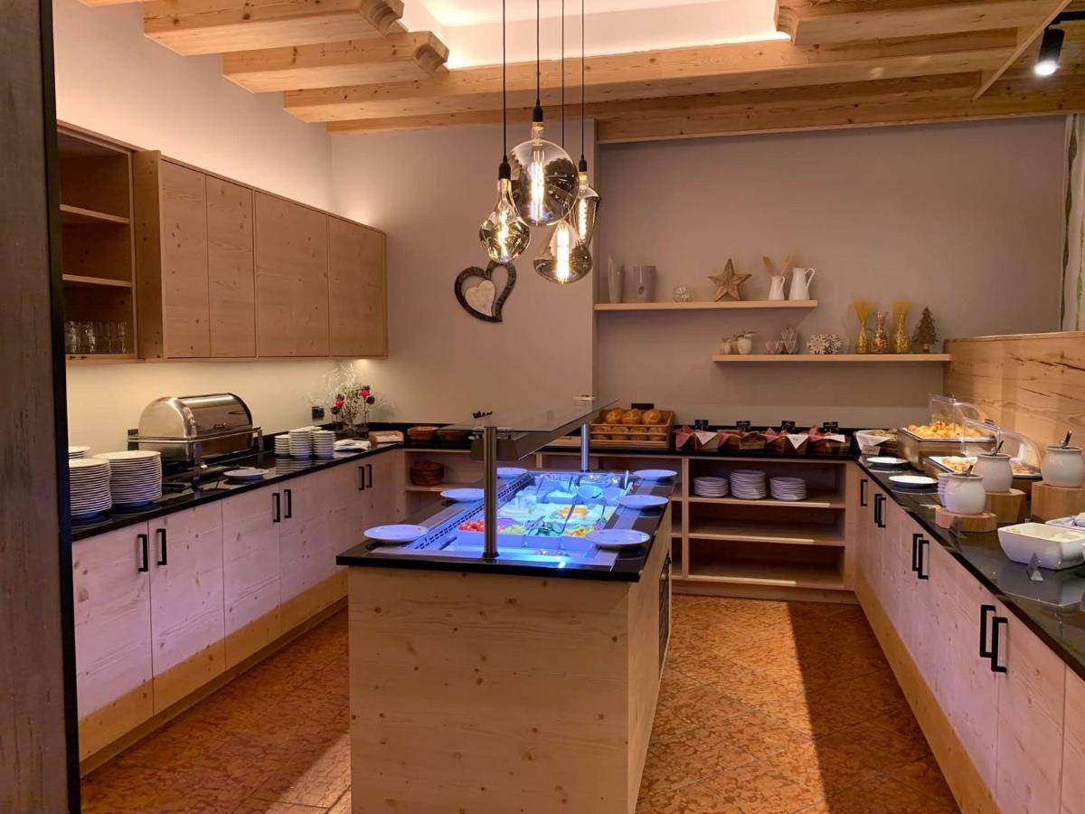 Hotel Alpenrose Muehlbach Am Hochkoenig Luaran gambar
